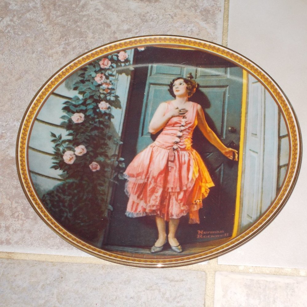 Vintage collectable "Standing In The Doorway" plate, 8.5" round